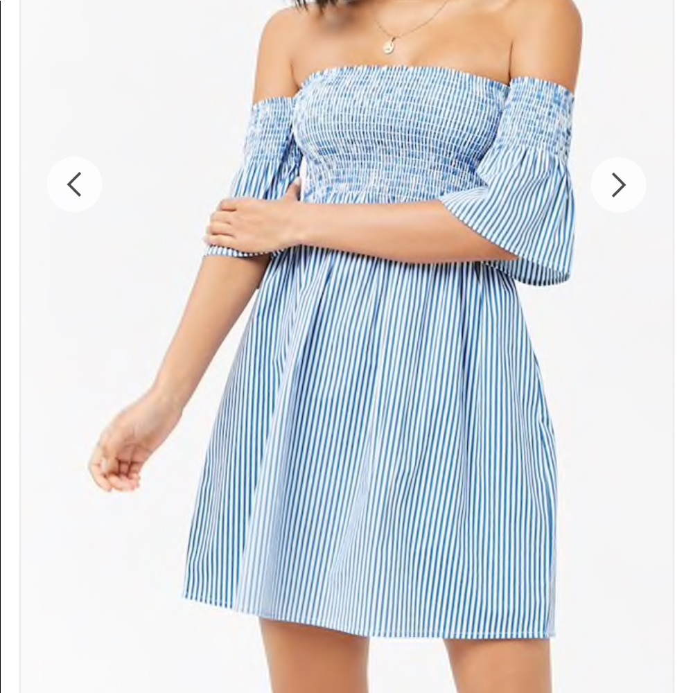 Blue and white summer mini dress. Size M